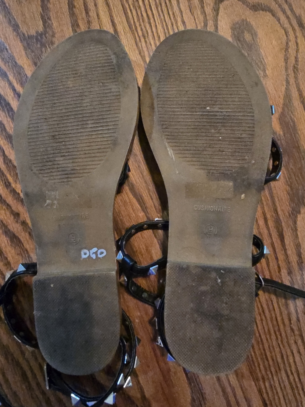 Cushionaire Black Studded Ankle-Strap Women's Sandals Size 9 - Picture 5 of 5